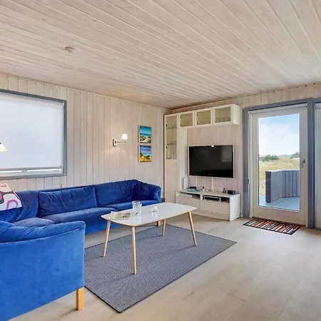 Holiday home Lovely In Fano With Wifi
